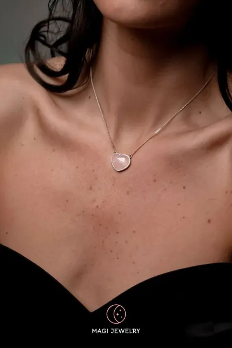 Цепочка на шею с розовым кварцем, серебро 925 пробы, коллекция Heart, размер M